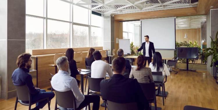 Everyone arrives on time to a corporate meeting in Columbus